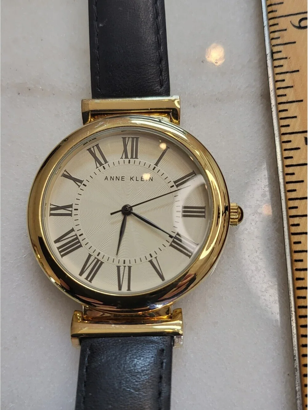 Anne Klein Women’s Watch Excellent Condition Working New Battery Runs Great EUC